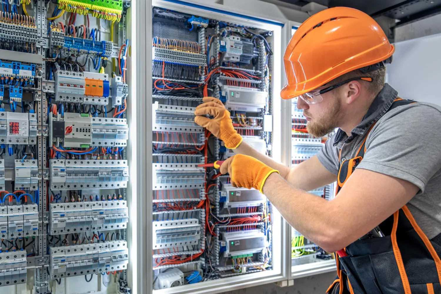 Low Voltage Rescue training — First Aid Cert Perth
